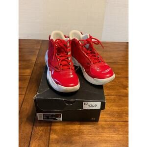 Jordan Max Aura 4 Low University Red - DQ8404-601 Size 5Y Kids Read